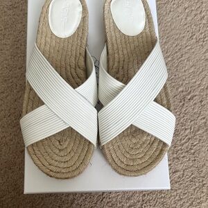 Saks Fifth Avenue White and Tan Espadrille Slides